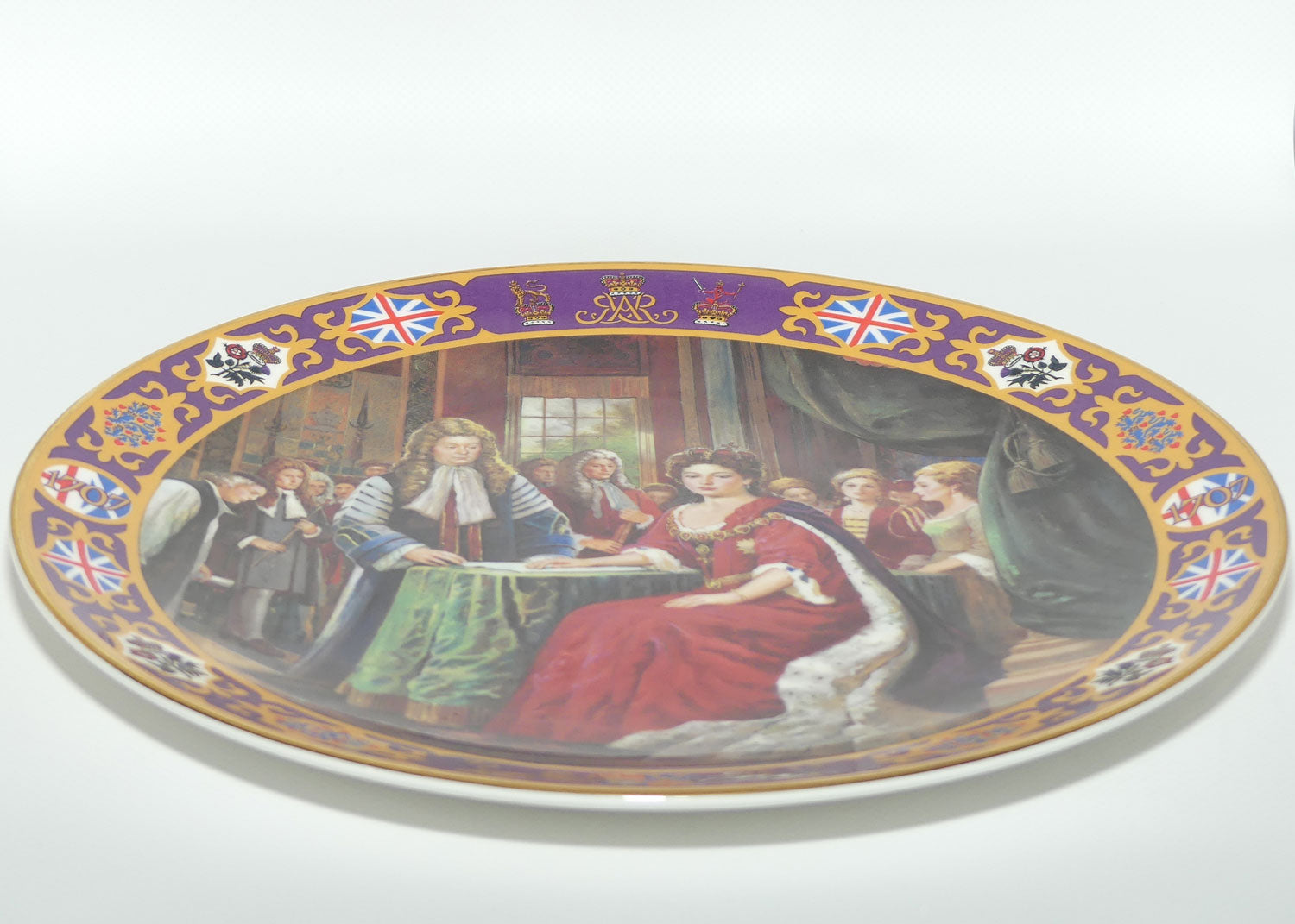 Royal Doulton Kings and Queens of the Realm PN162 plate | Queen Anne signing the Act of Union | LE583