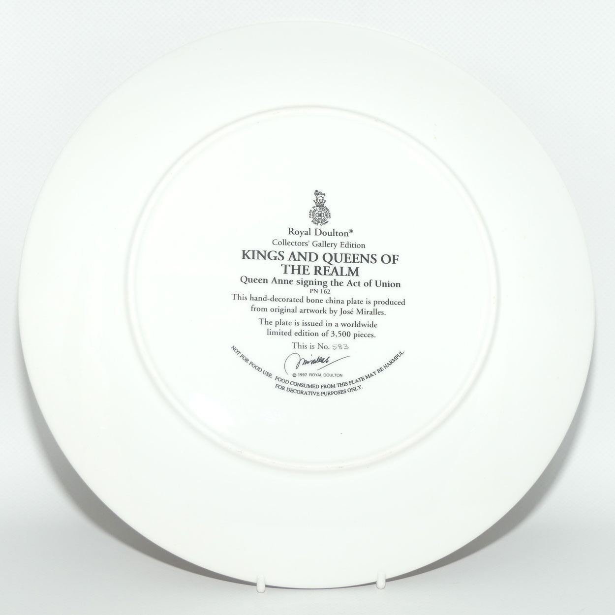 Royal Doulton Kings and Queens of the Realm PN162 plate | Queen Anne signing the Act of Union | LE583