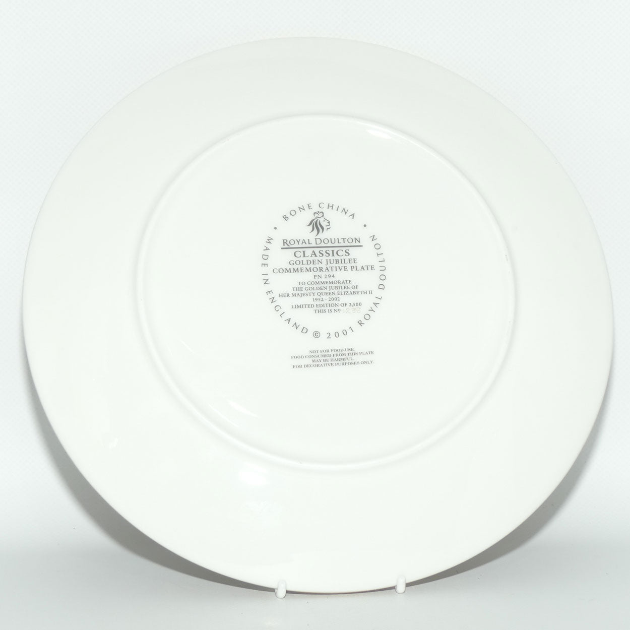 Royal Doulton Classics PN294 Golden Jubilee Commemorative plate | Her Majesty Queen Elizabeth II 1952 - 2002