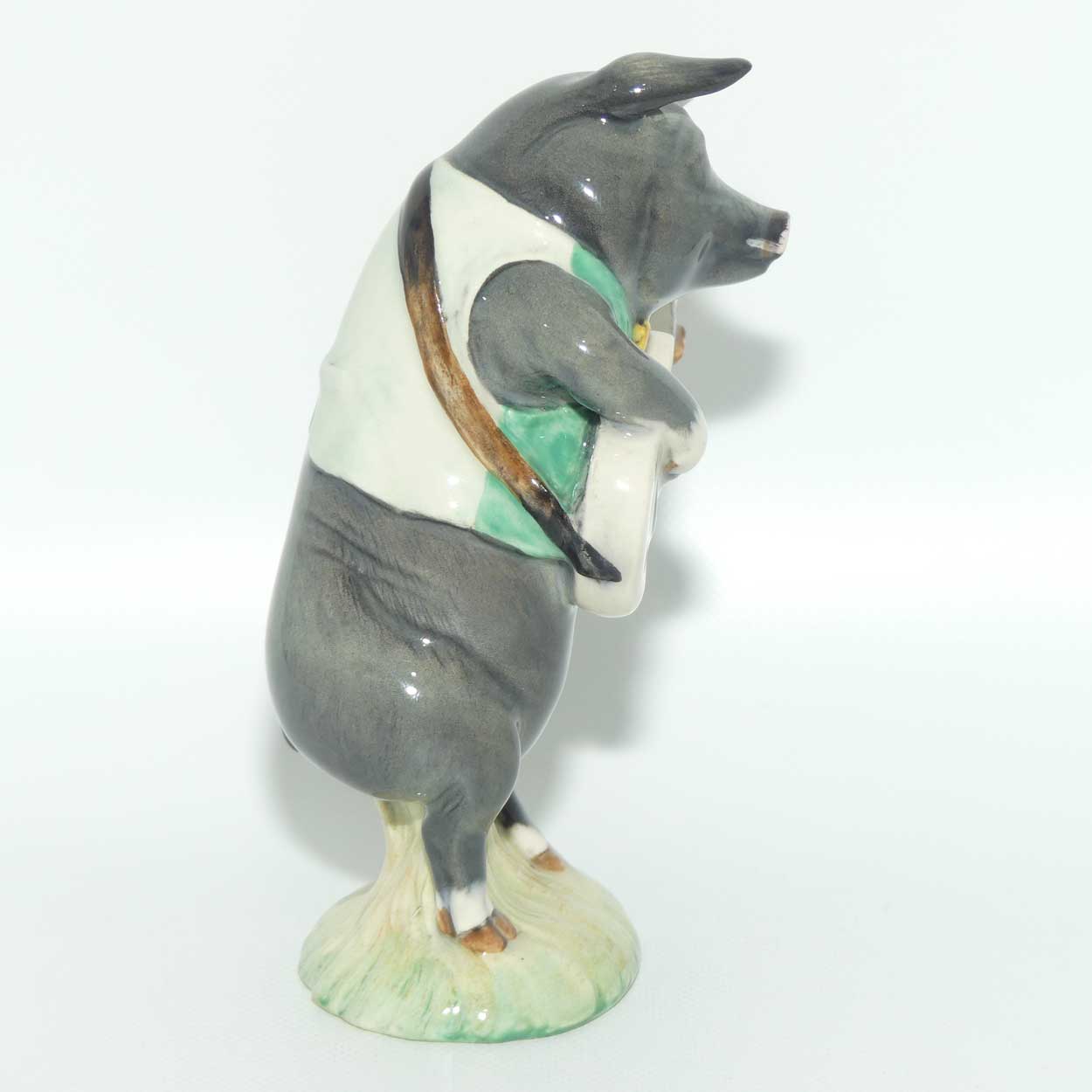 PP11 Beswick Pig Prom Thomas the Guitar Player