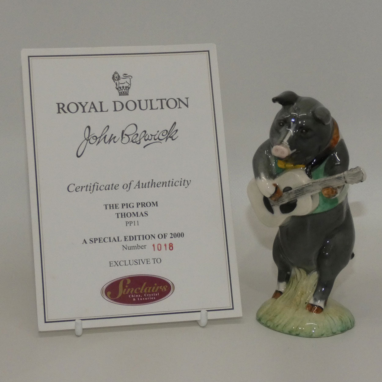 PP11 Beswick Pig Prom Thomas the Guitar Player