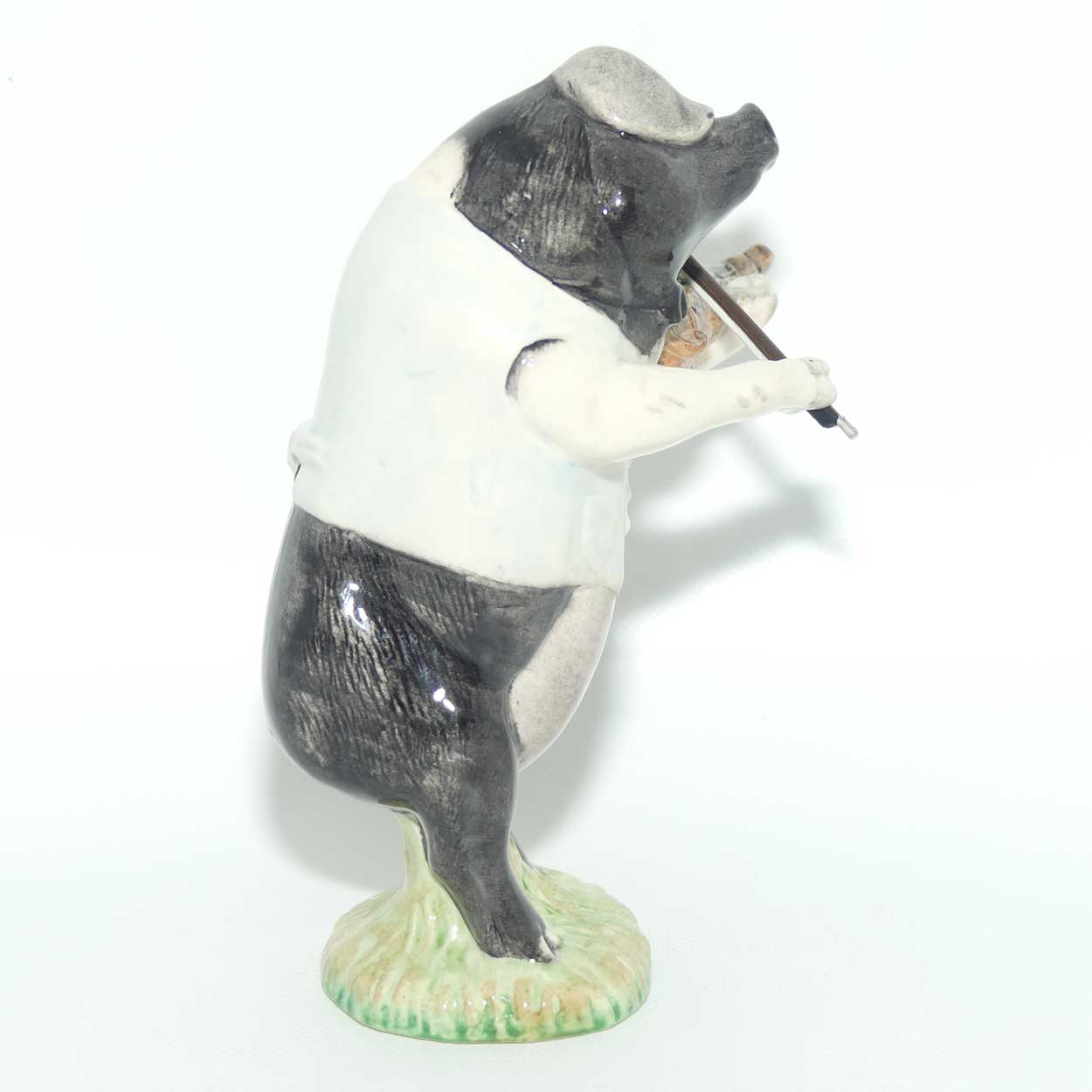 PP05 Beswick Pig Prom Daniel the Violinist