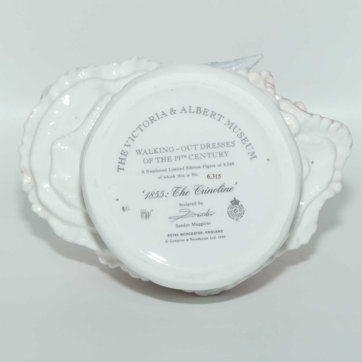 RW4422 Royal Worcester figure The Crinoline