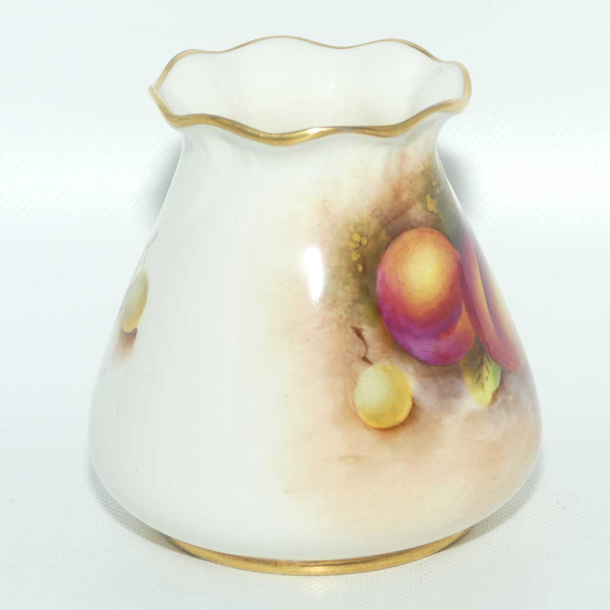 Royal Worcester hand painted Fruit fluted rim G957 shape miniature vase | Roberts