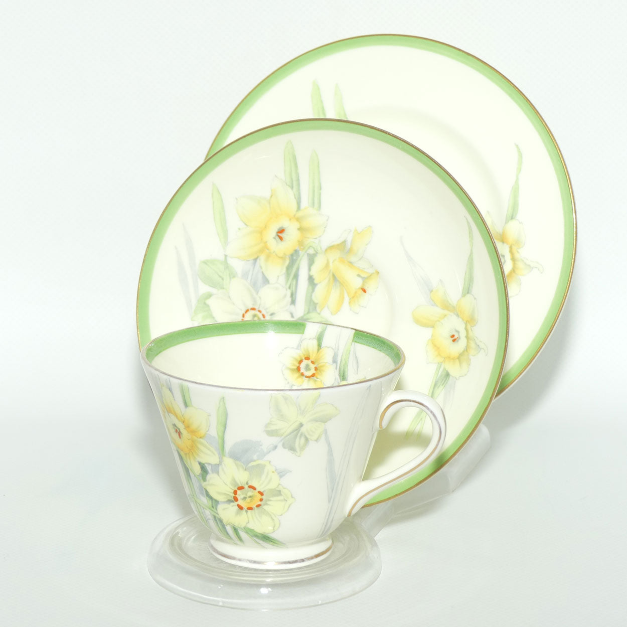 Royal Doulton Daffodil pattern trio | V2372