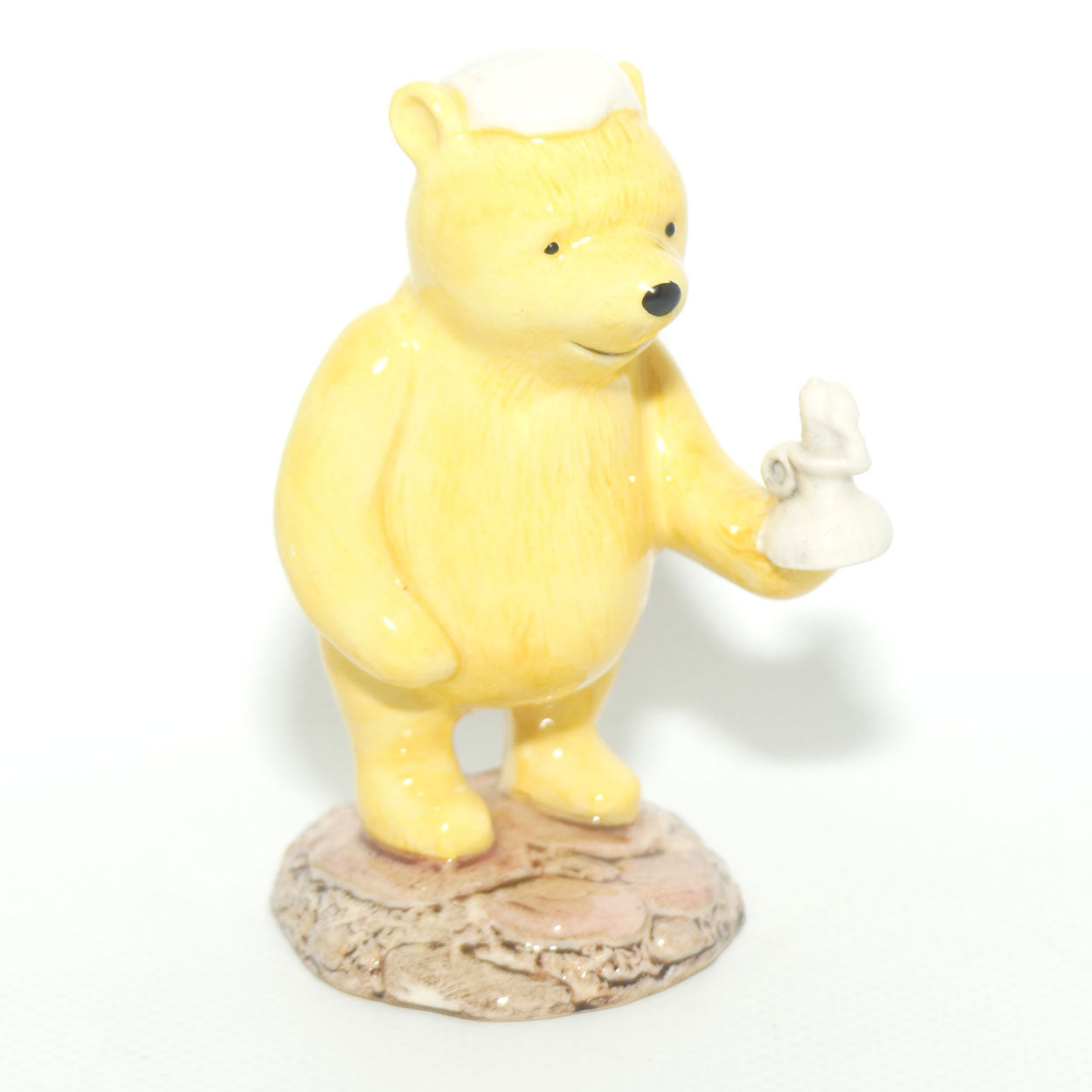 WP11 Royal Doulton Winnie the Pooh figure | Winnie lights the Candle | Boxed