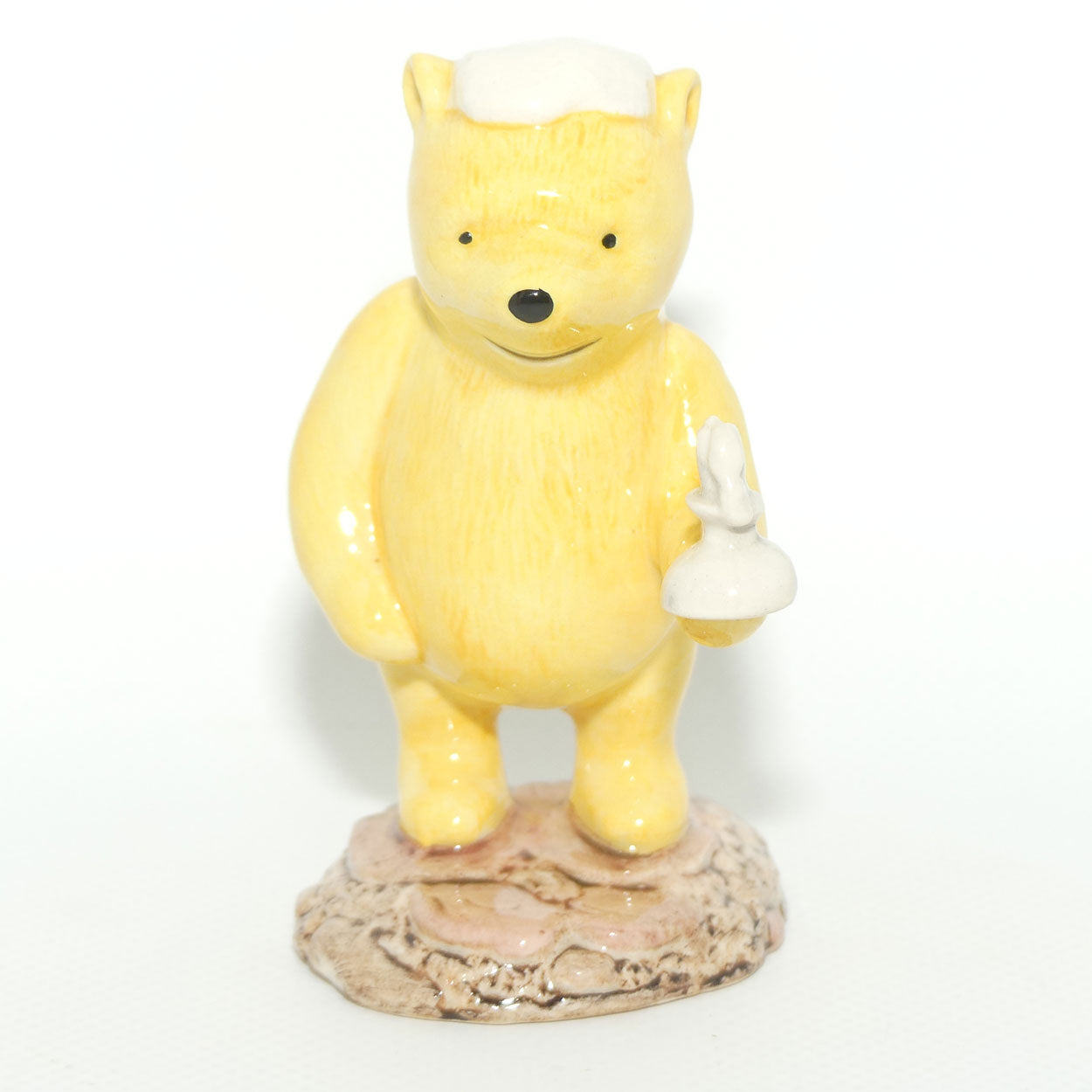WP11 Royal Doulton Winnie the Pooh figure | Winnie lights the Candle | Boxed