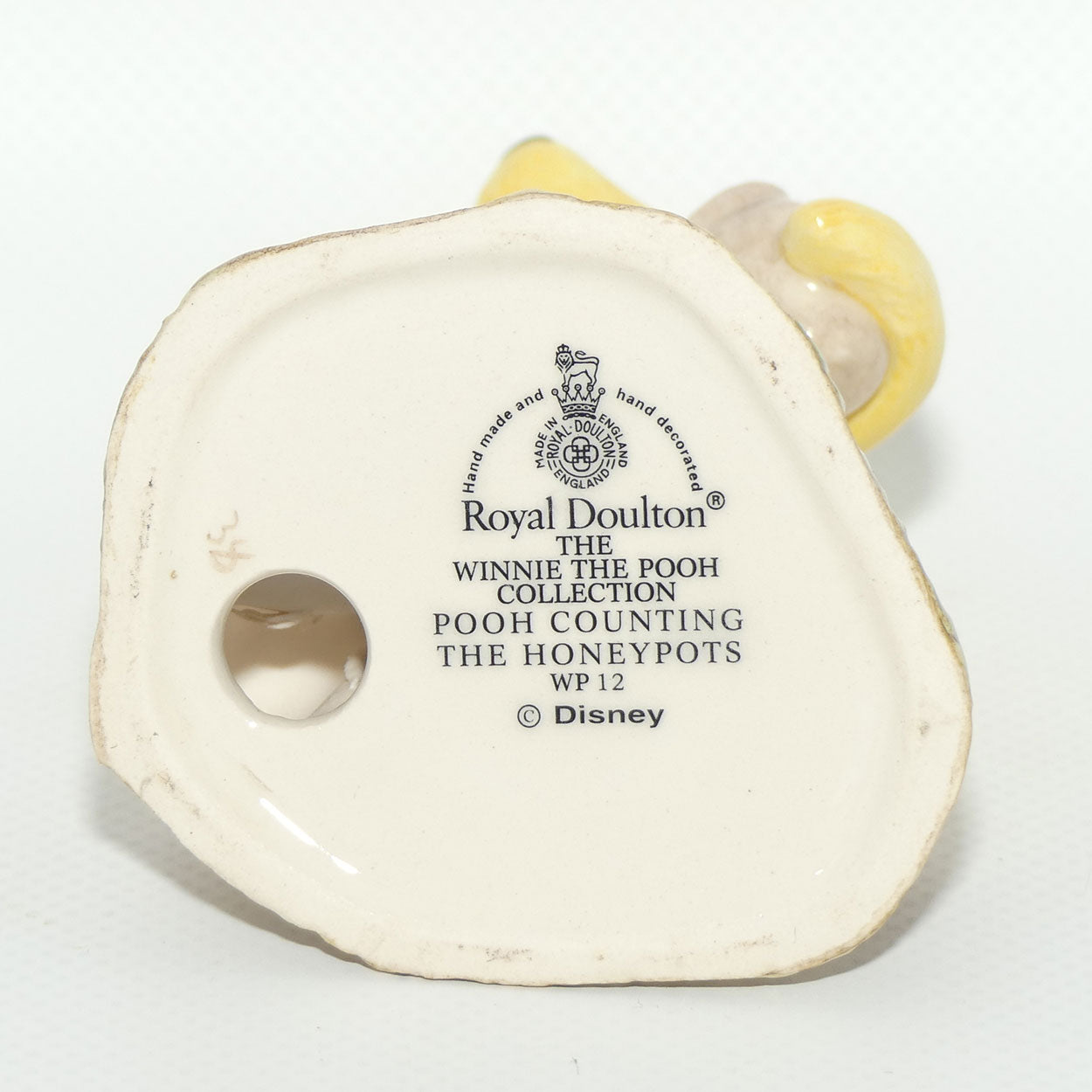 WP12 Royal Doulton Winnie the Pooh figure | Pooh Counting the Honeypots | no box
