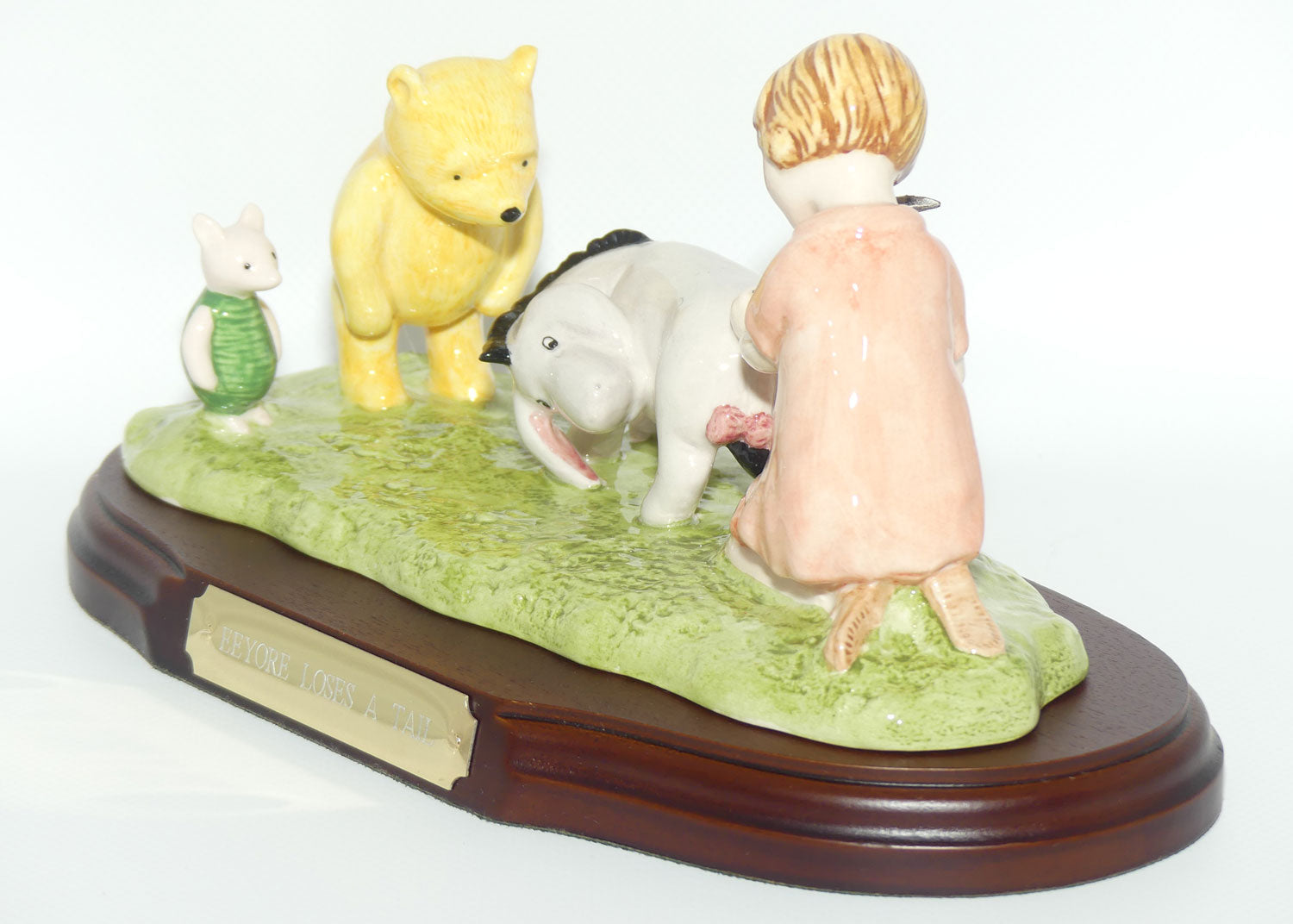 WP15 Royal Doulton Winnie the Pooh figure | Eeyore Loses a Tail Tableau