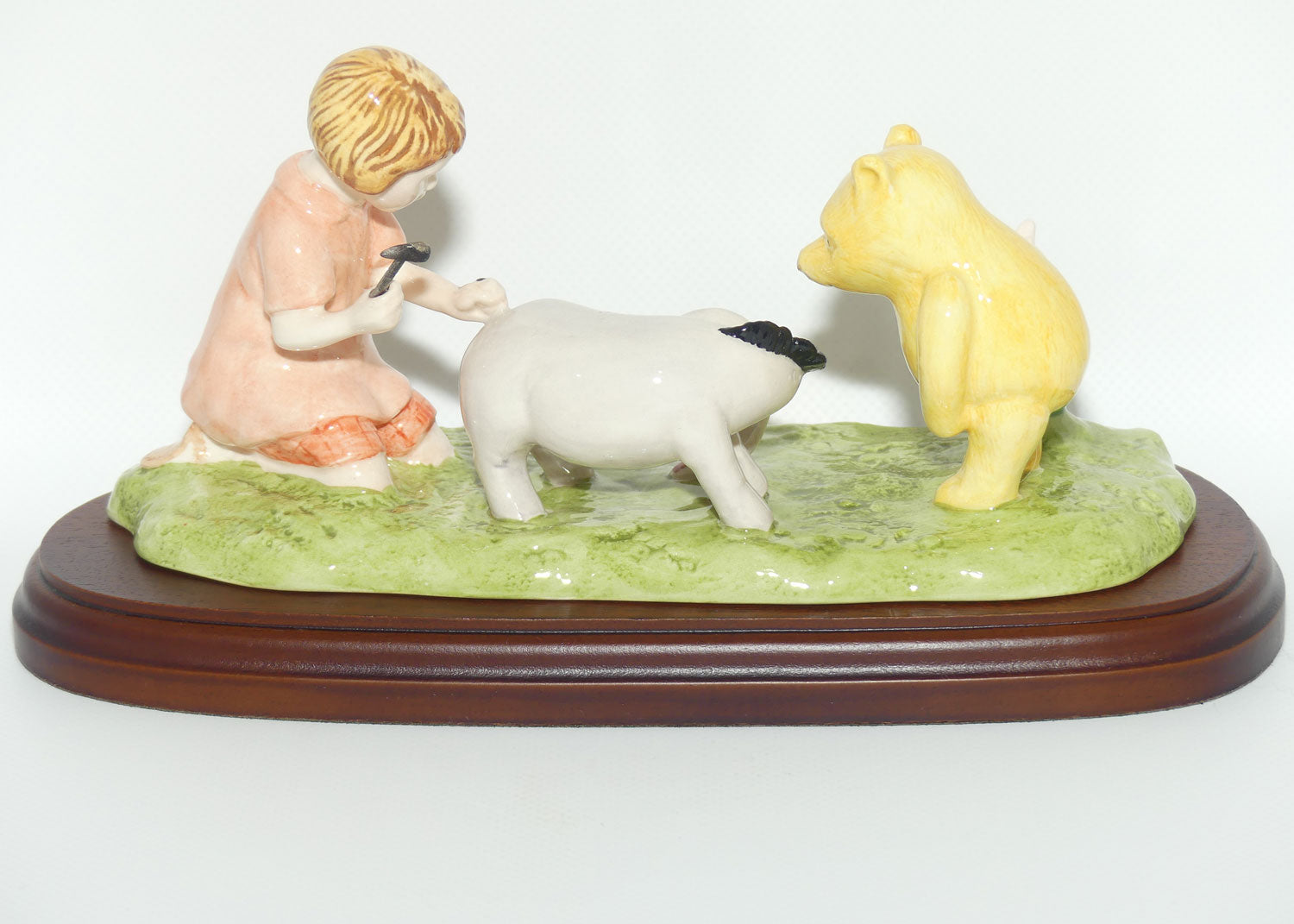 WP15 Royal Doulton Winnie the Pooh figure | Eeyore Loses a Tail Tableau