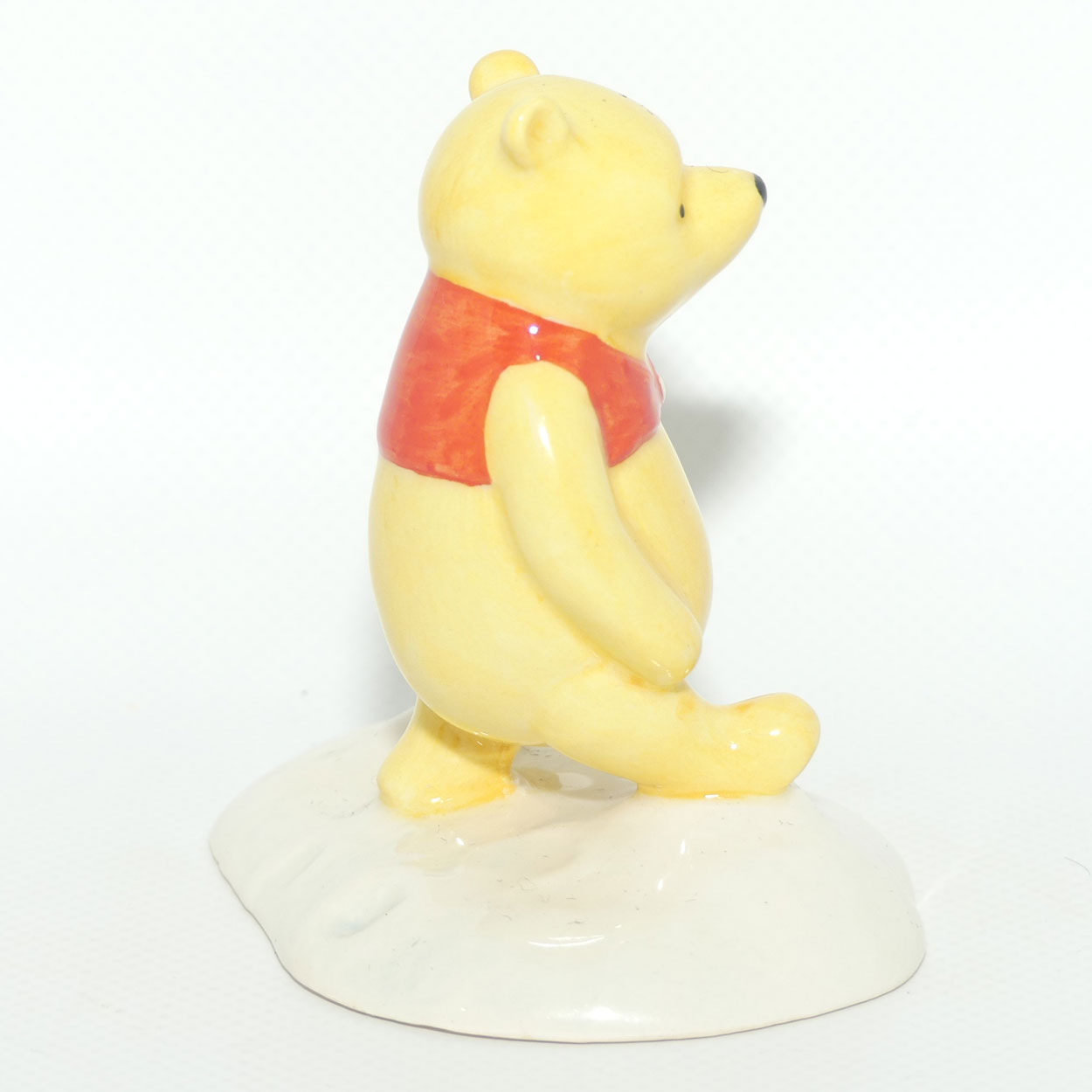 WP20 Royal Doulton Winnie the Pooh figure | The More it Snows, Tiddely Pom | no box