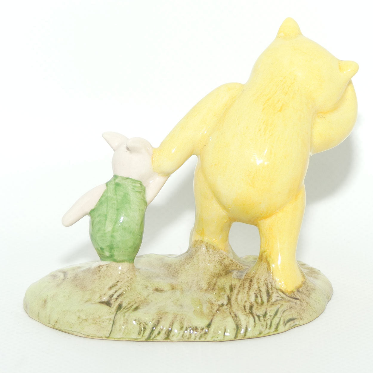 WP02 Royal Doulton Winnie the Pooh figure | Pooh and Piglet The Windy Day | no box