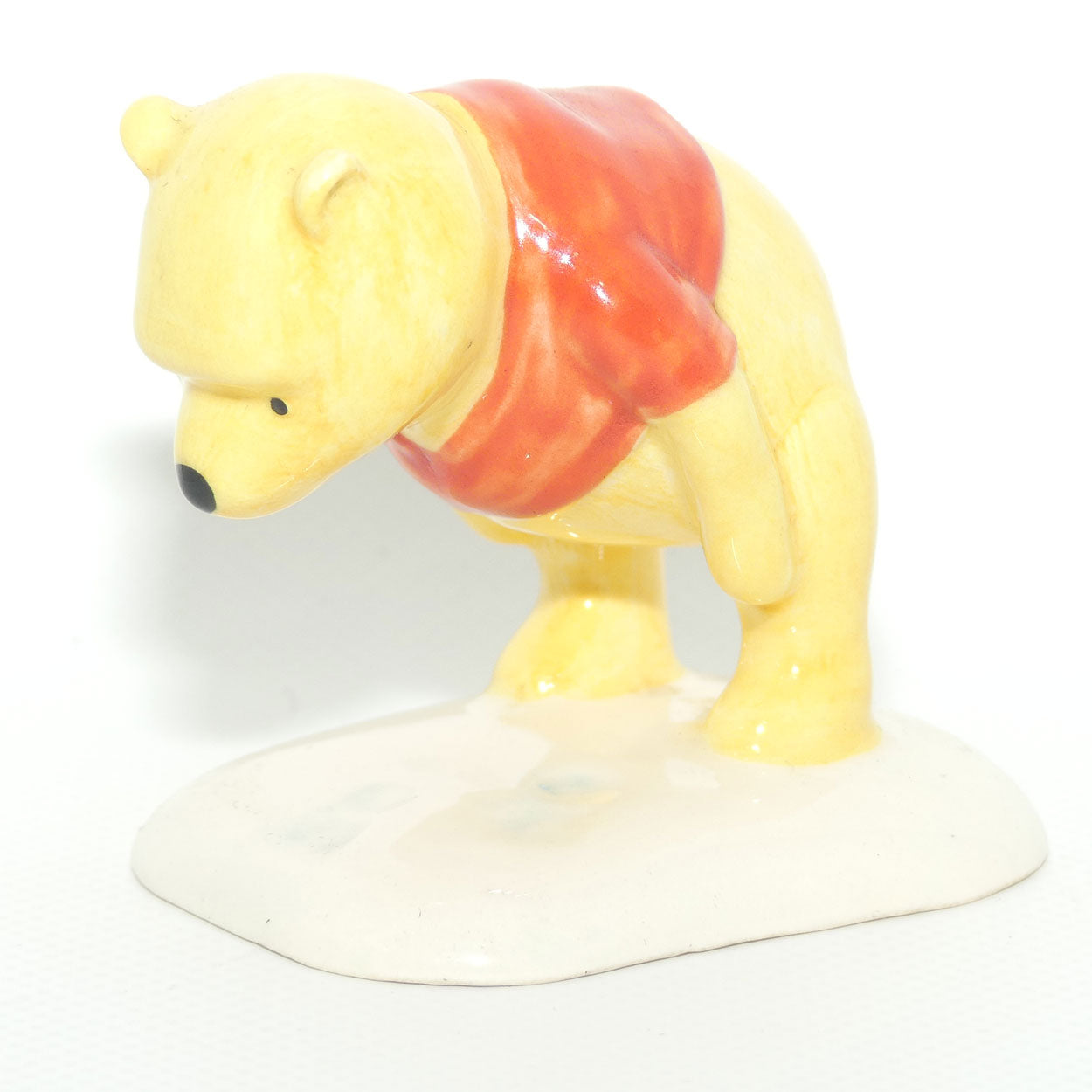 WP03 Royal Doulton Winnie the Pooh figure | Winnie the Pooh and the Paw Marks