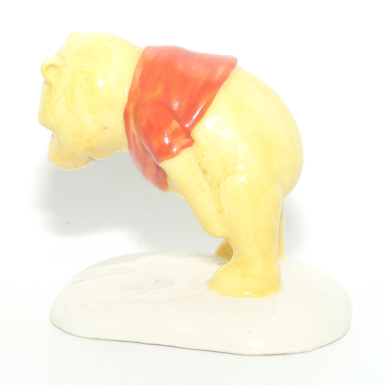 WP03 Royal Doulton Winnie the Pooh figure | Winnie the Pooh and the Paw Marks
