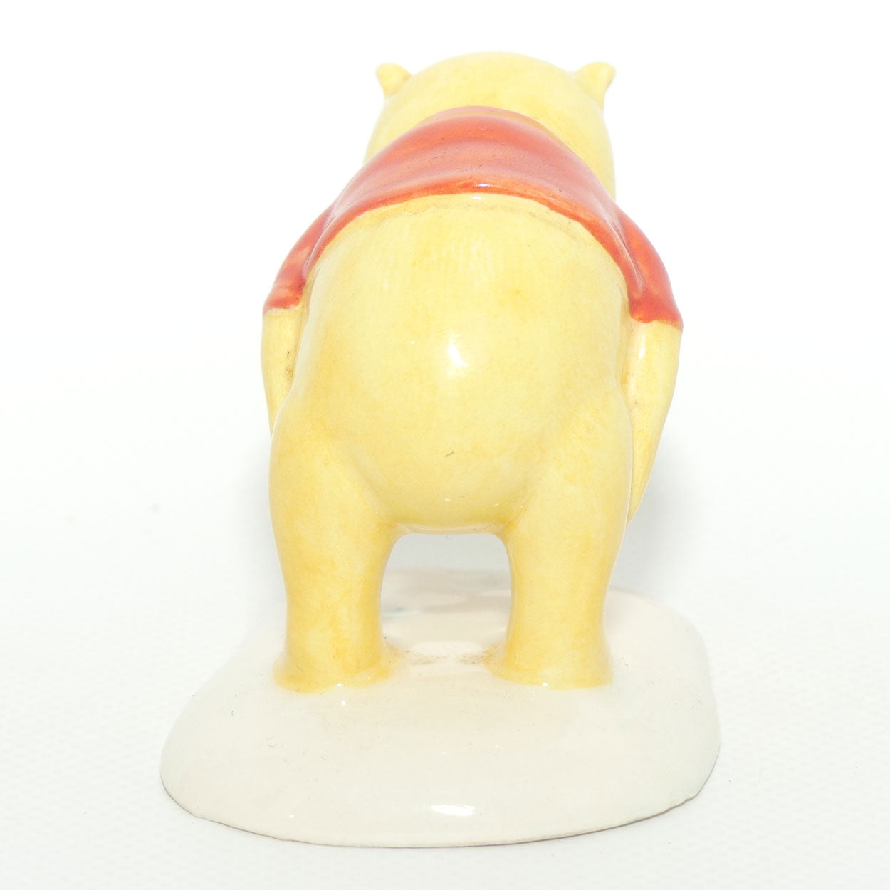 WP03 Royal Doulton Winnie the Pooh figure | Winnie the Pooh and the Paw Marks