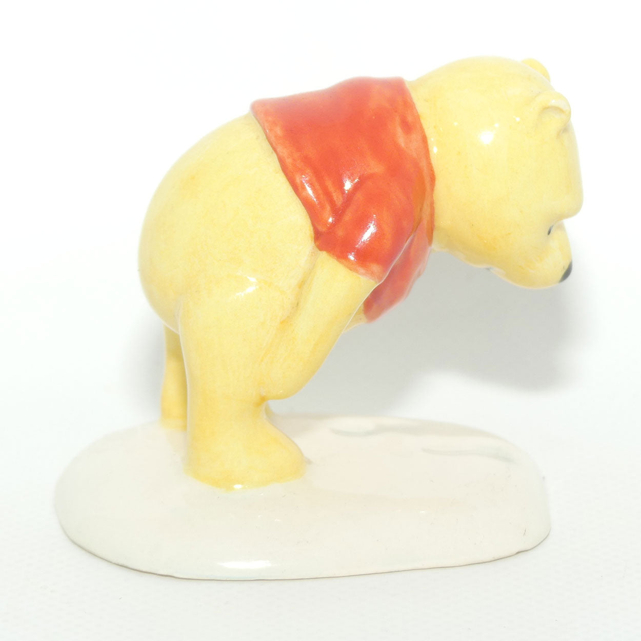 WP03 Royal Doulton Winnie the Pooh figure | Winnie the Pooh and the Paw Marks
