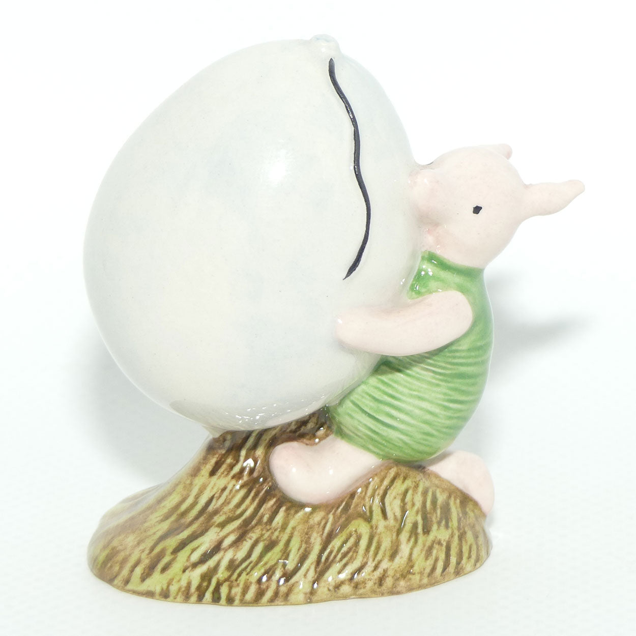 WP05 Royal Doulton Winnie the Pooh figure | Piglet and the Balloon | Boxed