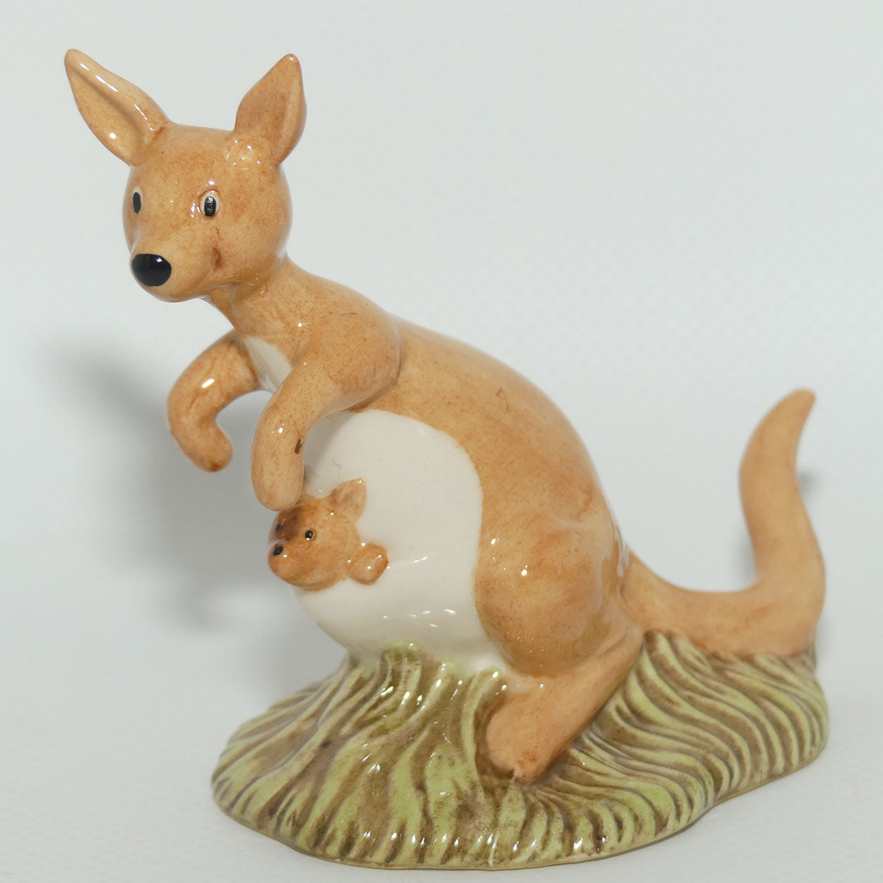 WP08 Royal Doulton Winnie the Pooh figure | Kanga and Roo | boxed