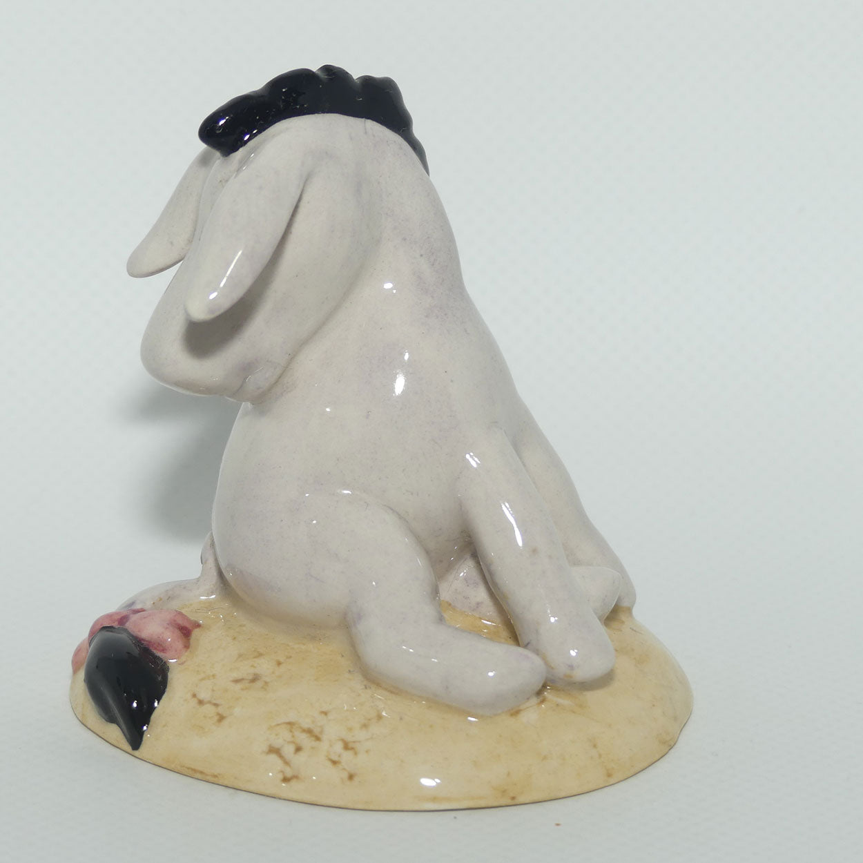 WP07 Royal Doulton Winnie the Pooh figure | Eeyore's Tail