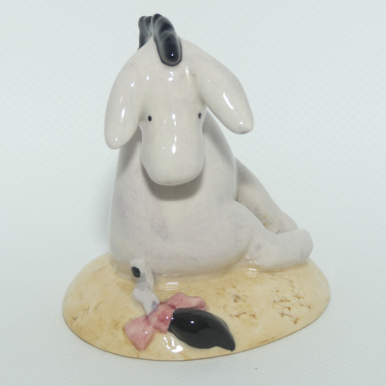 WP07 Royal Doulton Winnie the Pooh figure | Eeyore's Tail