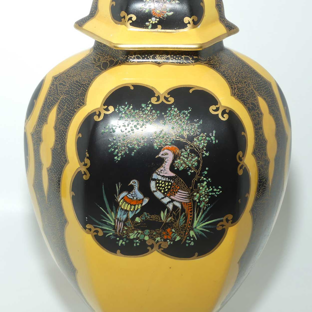 W & R Carlton Ware temple urn | Worcester Birds pattern on Black and Yellow | 2196