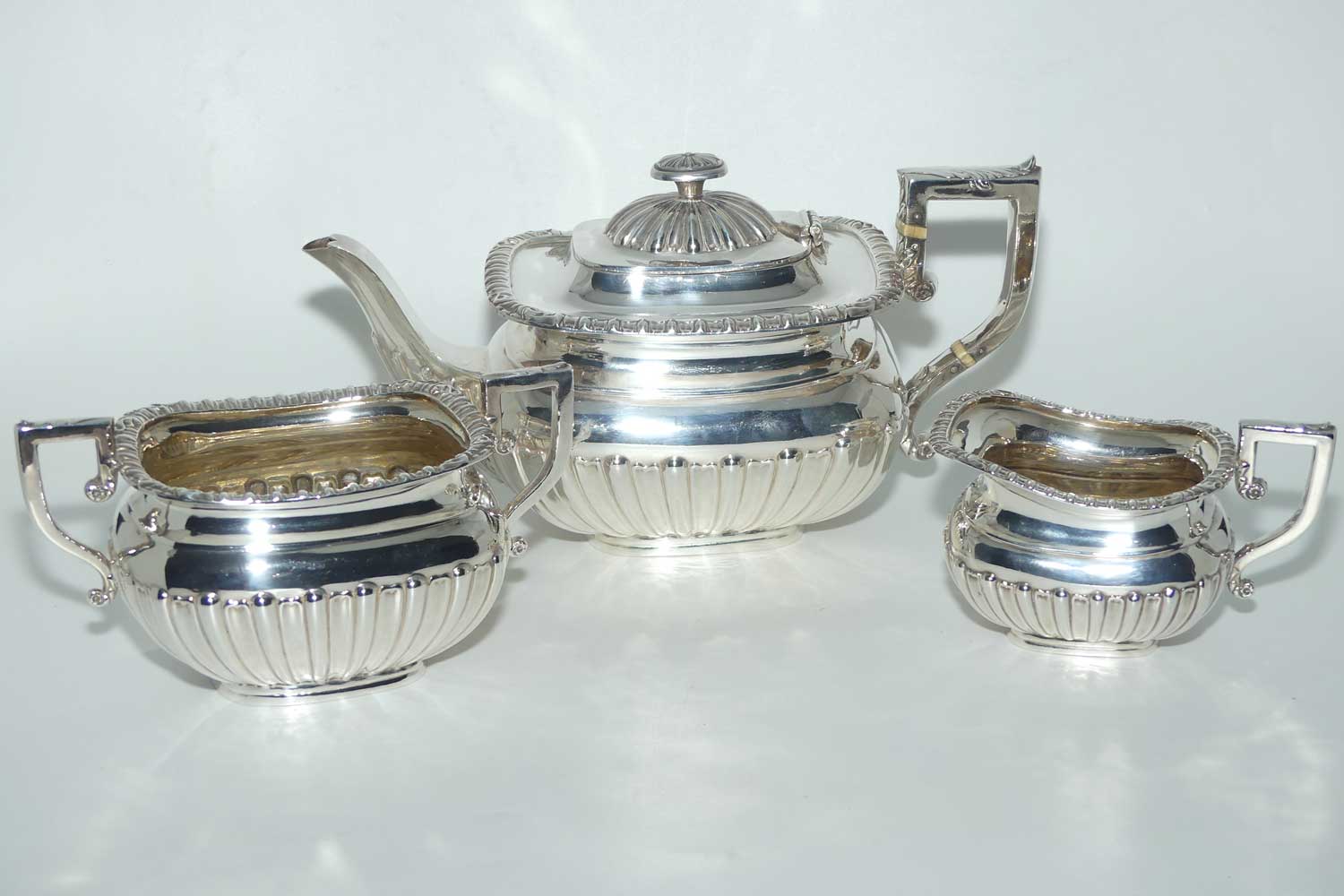 Fine quality WW Harrison & Co EP 3 piece tea service