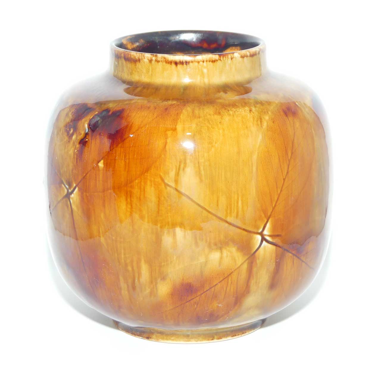 Royal Doulton Lambeth Natural Foliage ball vase X8531M