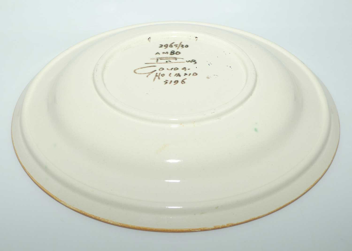 Gouda Pottery Holland Ambo pattern wall charger