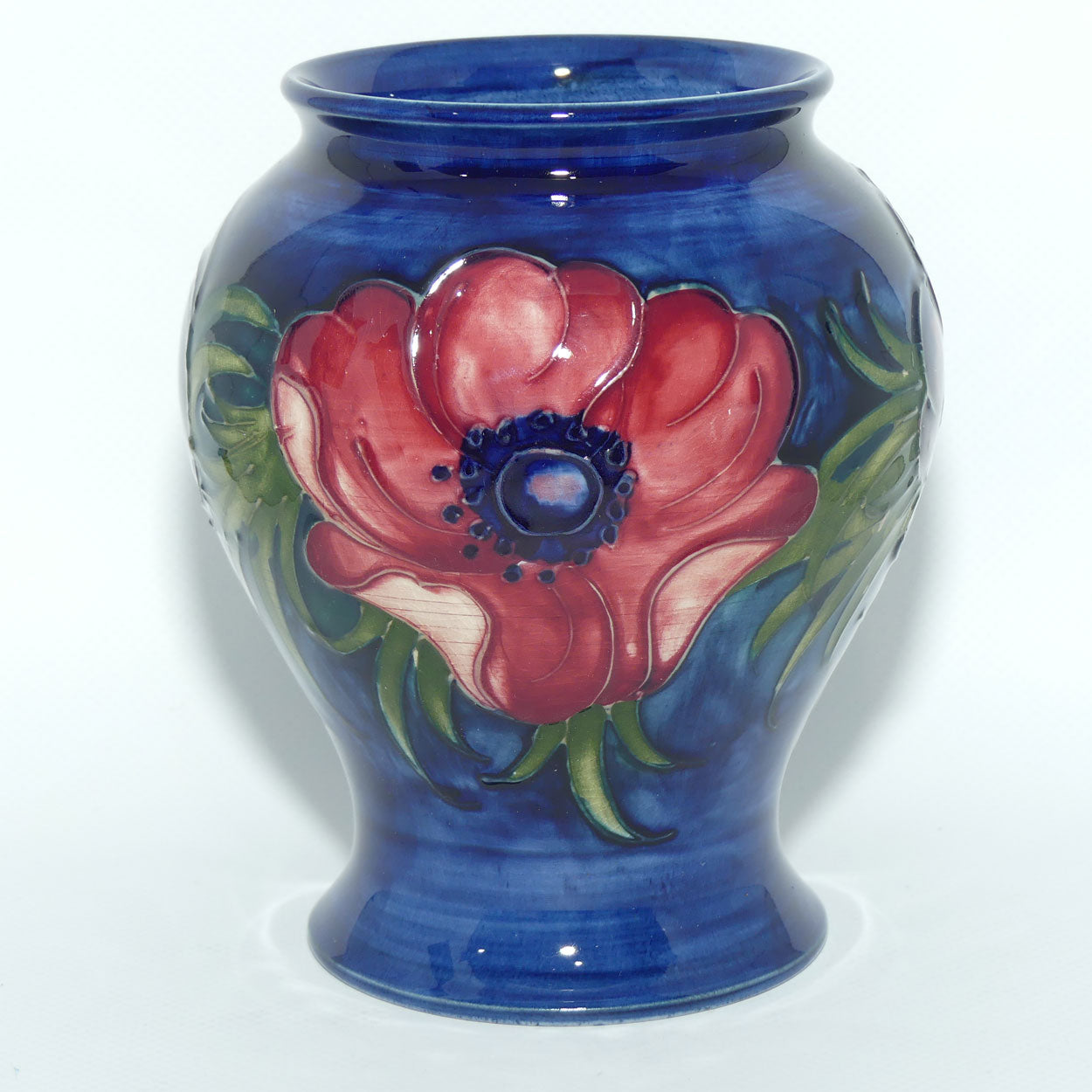 Walter Moorcroft Anemone (Blue) 146/5 vase #1