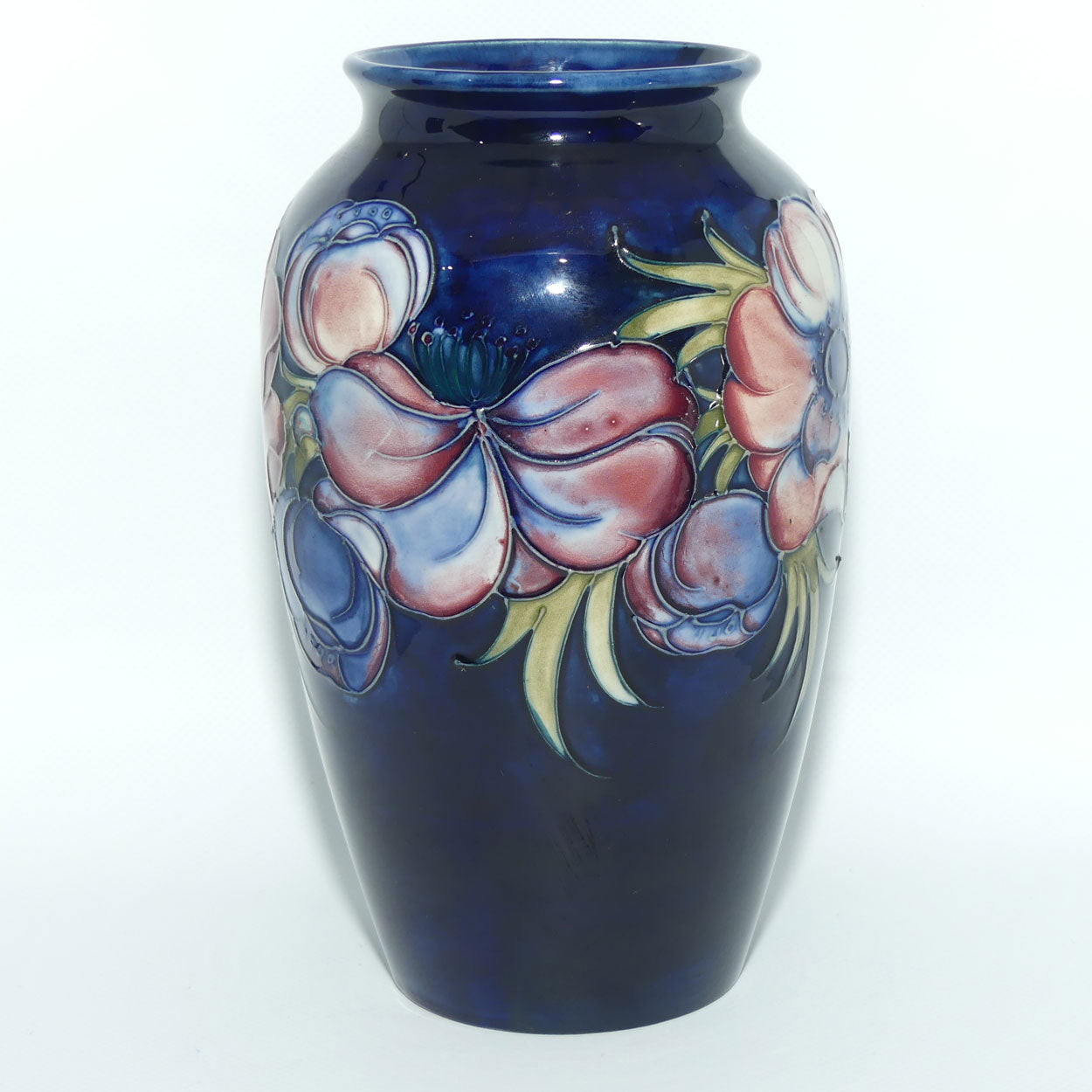Walter Moorcroft Anemone (Blue) 18/8 vase