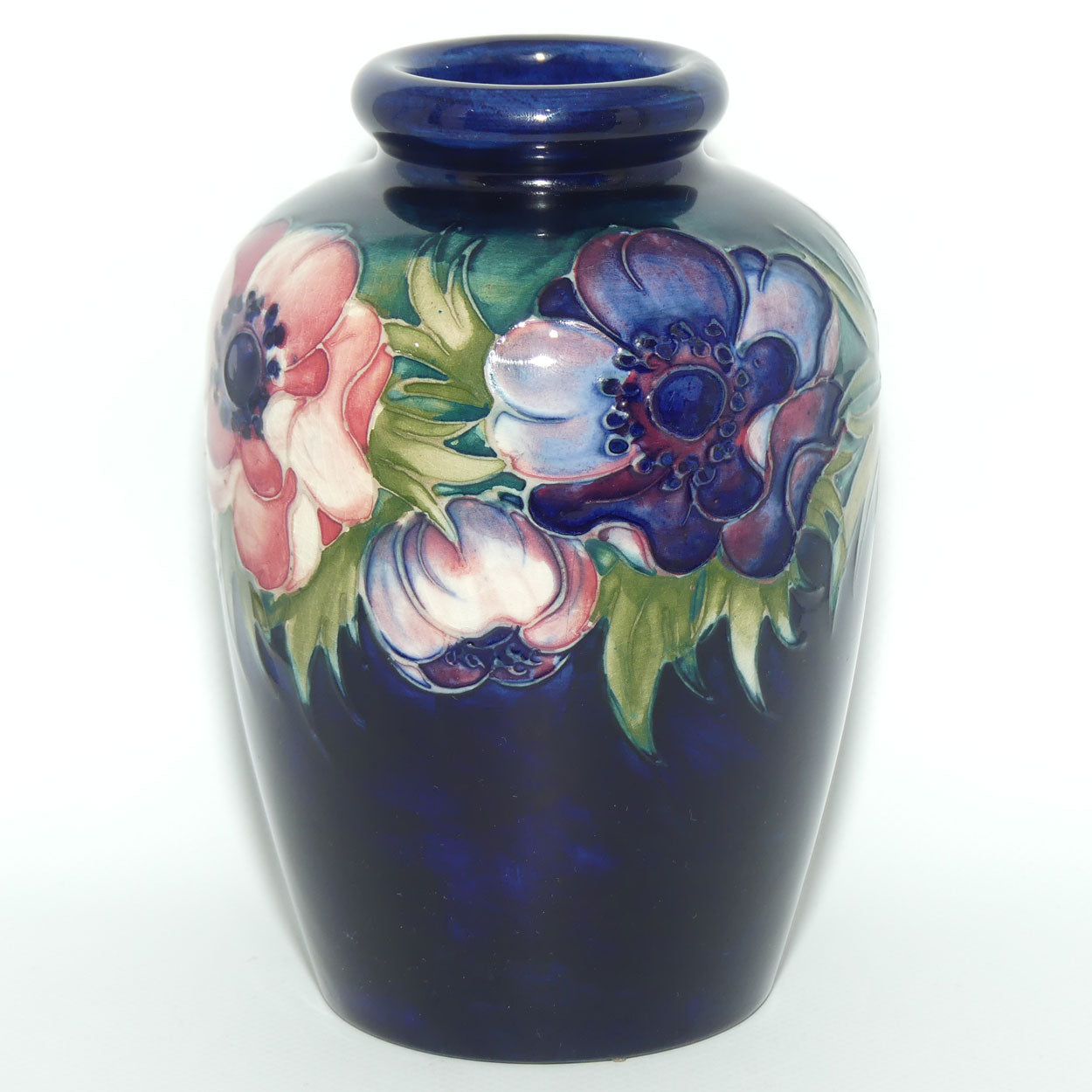 Walter Moorcroft Anemone on Blue ground vase | Bulbous Shape