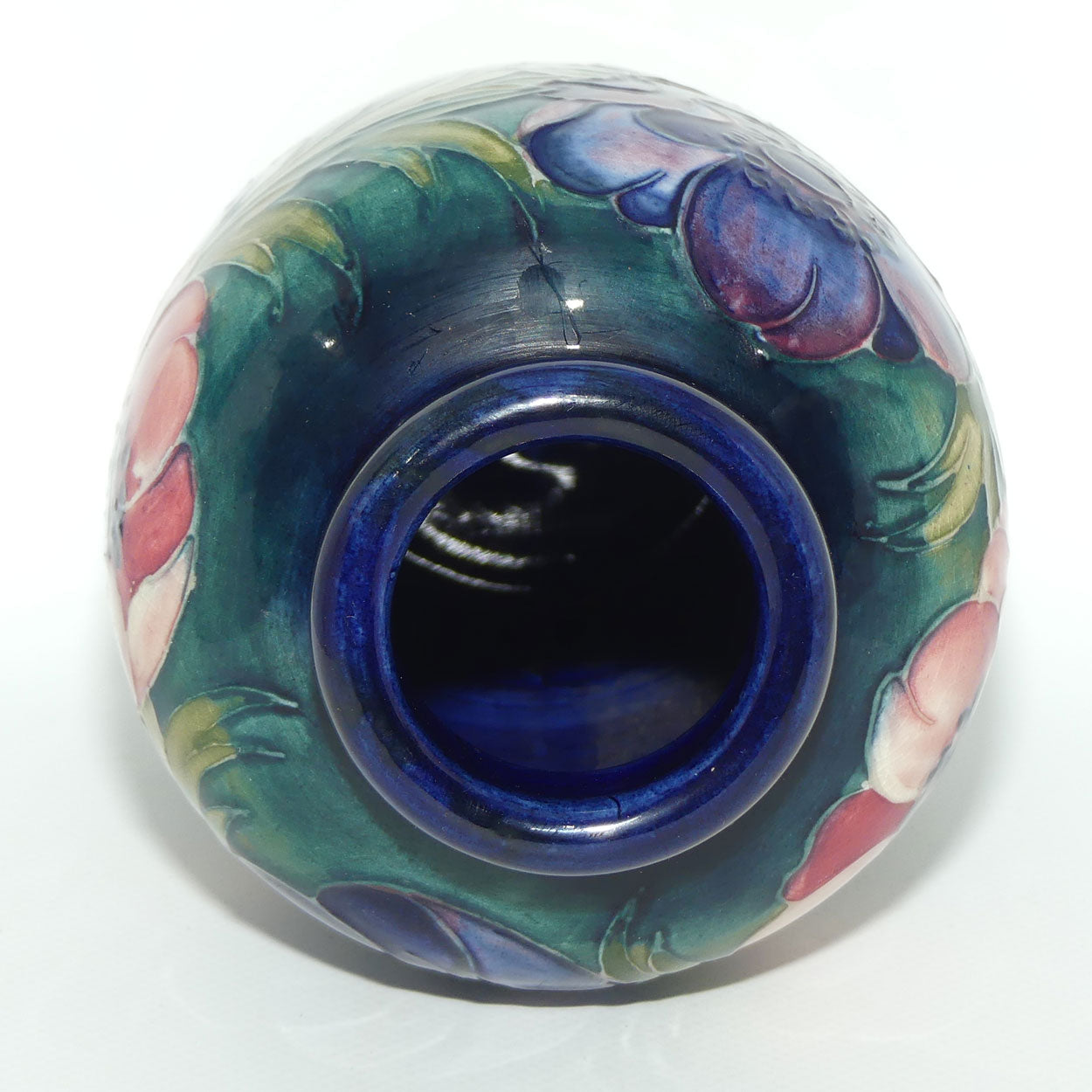 Walter Moorcroft Anemone on Blue ground vase | Bulbous Shape