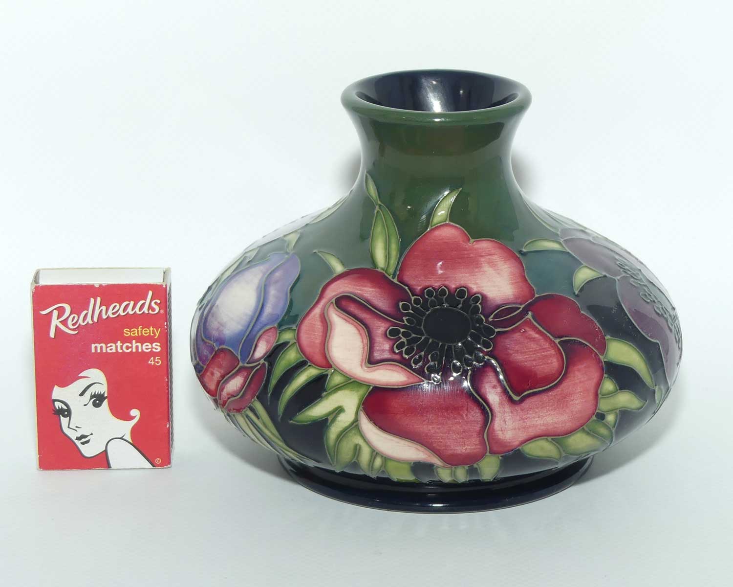 Moorcroft Anemone Tribute 32/5 vase | boxed