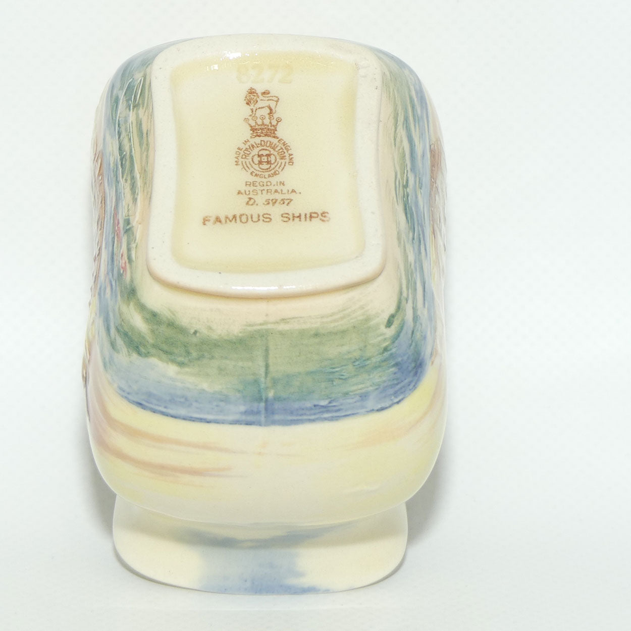 Royal Doulton Famous Ships Ark Royal small vase D5957 | #2