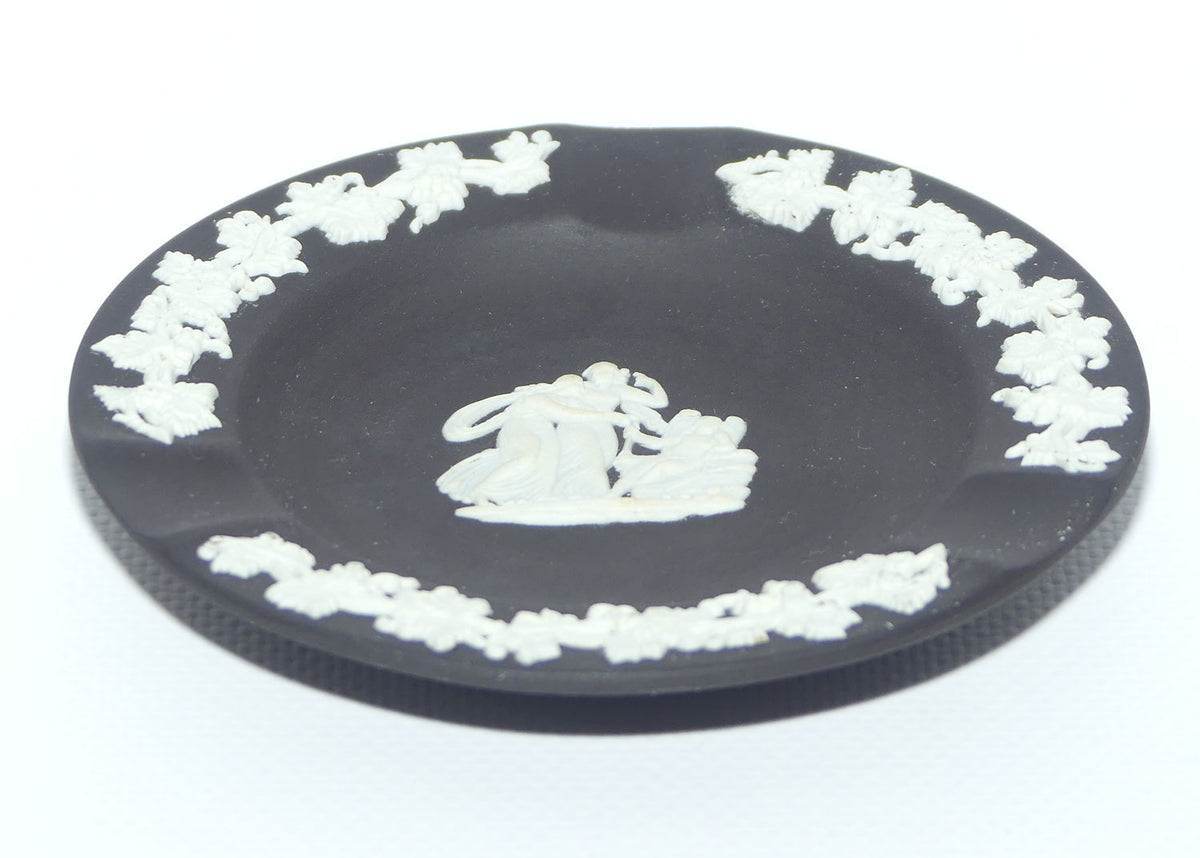 Wedgwood Jasper | White on Black | Maidens and Cupid ashtray