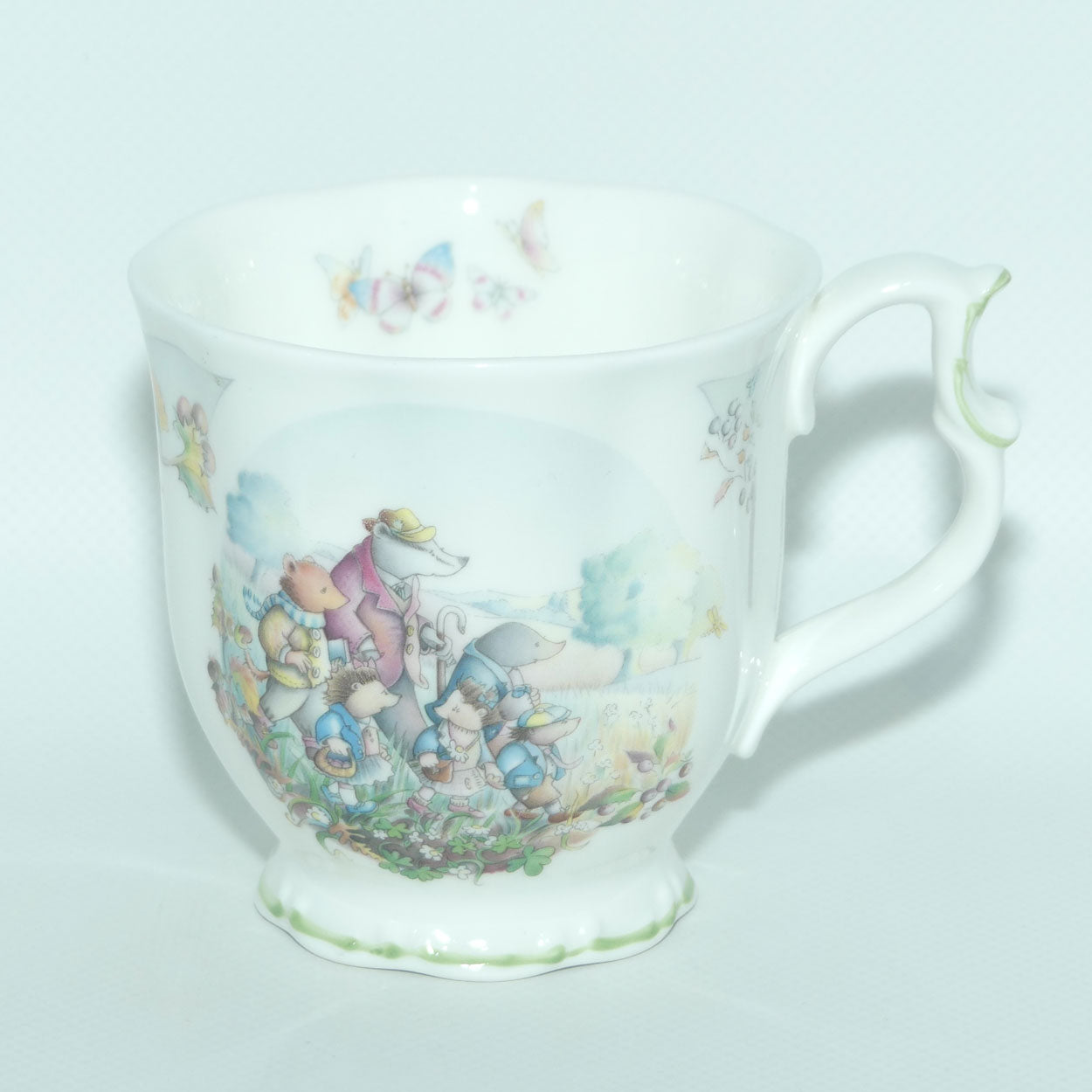 Royal Albert Wind in the Willows Giftware | Autumn in the Wild Wood mug