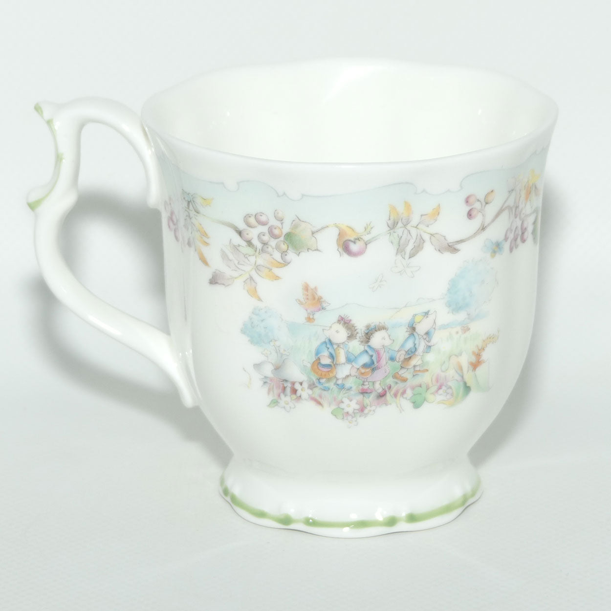 Royal Albert Wind in the Willows Giftware | Autumn in the Wild Wood mug