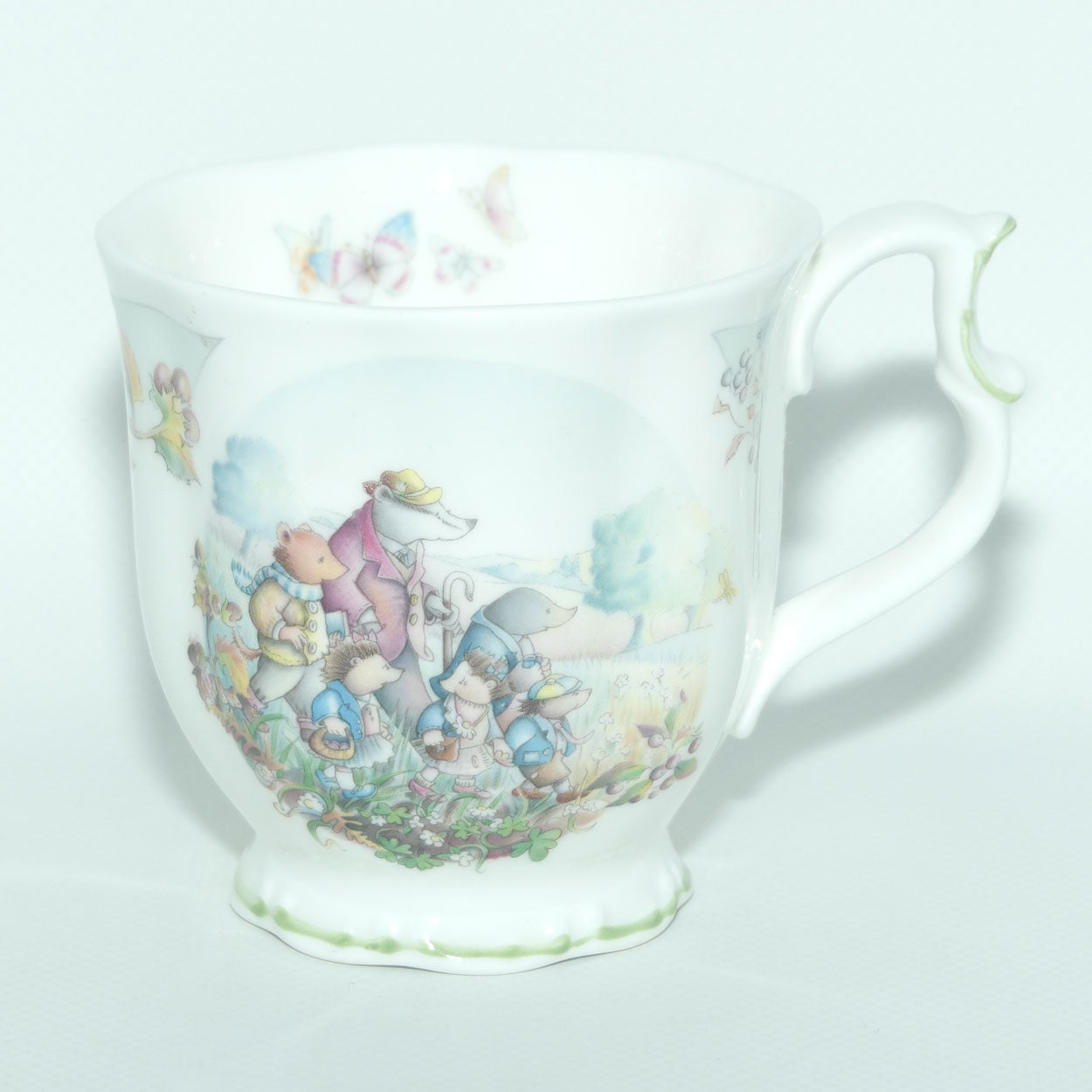 Royal Albert Wind in the Willows Giftware | Autumn in the Wild Wood mug