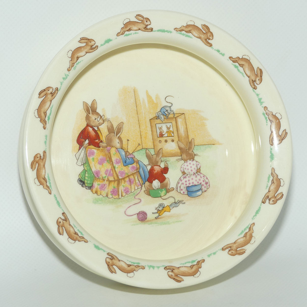 Royal Doulton Bunnykins Tableware Television Time baby bowl