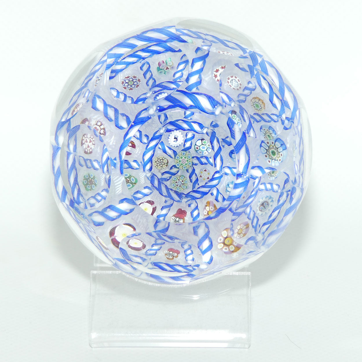 John Deacons Scotland Facetted Magnum Barbers Pole paperweight