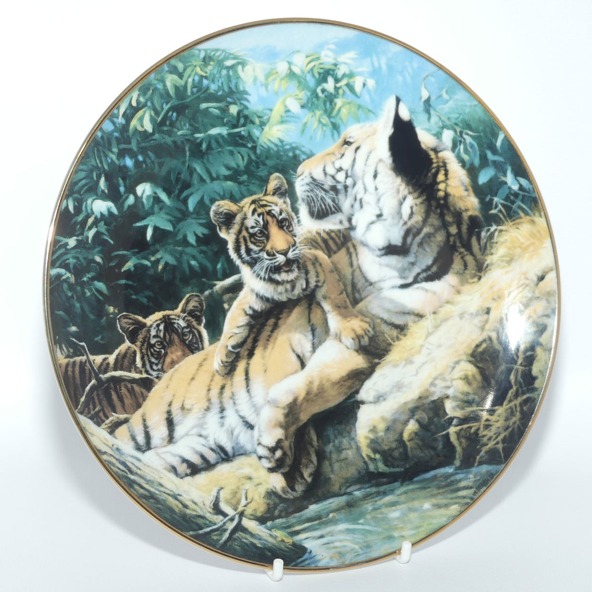 Royal Doulton Big Cats plate by Weberbauer | Basking in the Sun