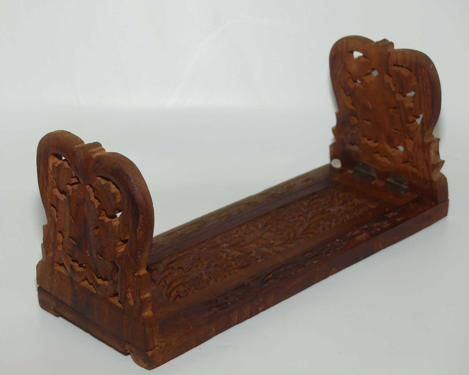 Batik Carved Teak Leaf and Floral motif expanding book slide