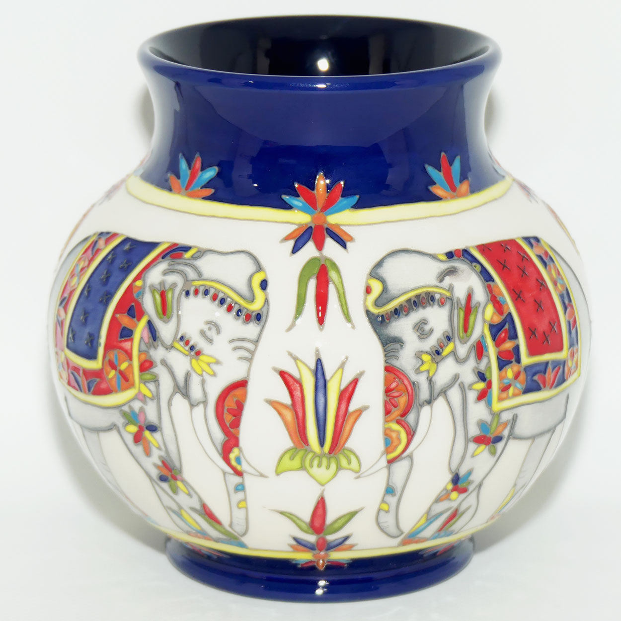 Moorcroft The Beauty Parade vase | Shape 914/6 | LE 24/30