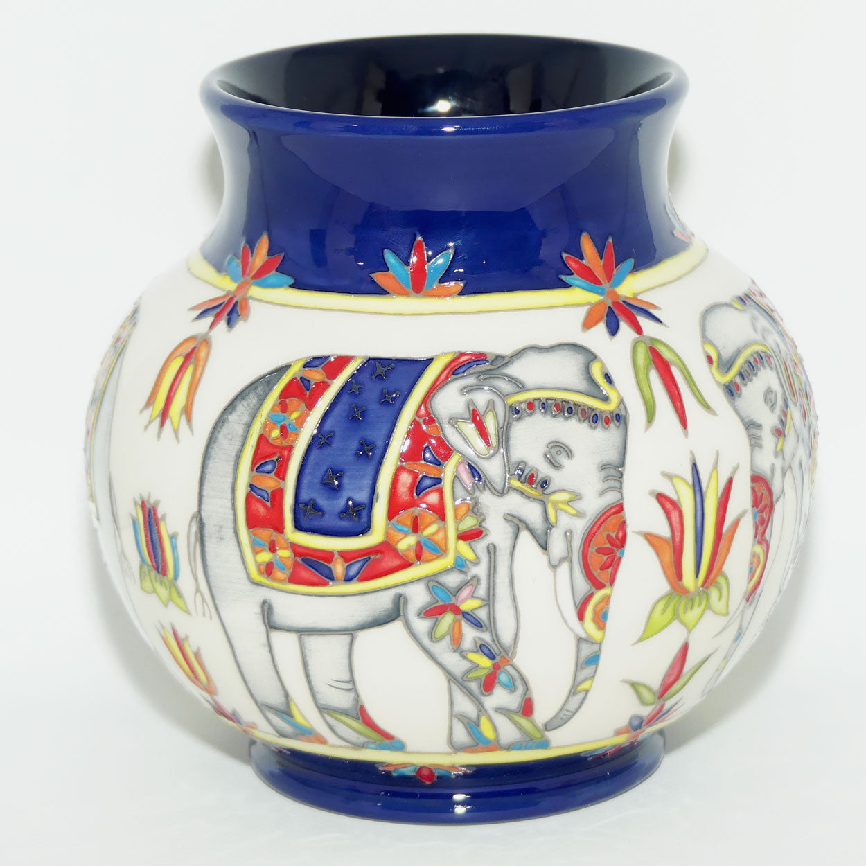 Moorcroft The Beauty Parade vase | Shape 914/6 | LE 24/30