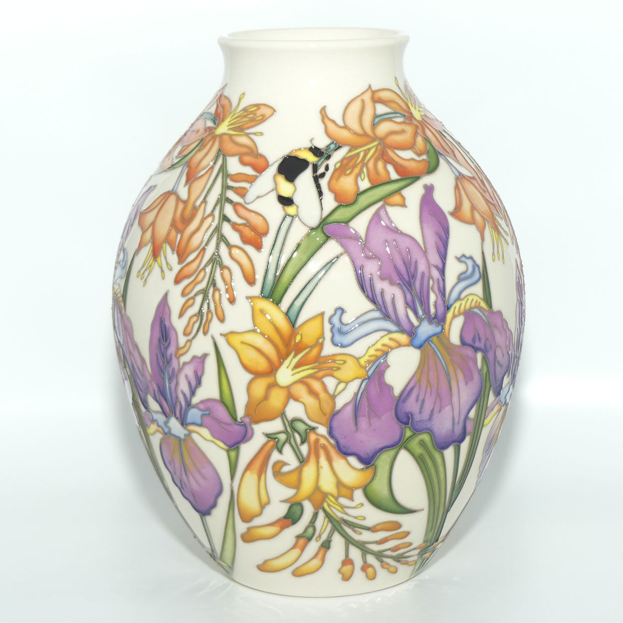 Moorcroft Bees Delight vase | Shape 3/8 | LE4/15