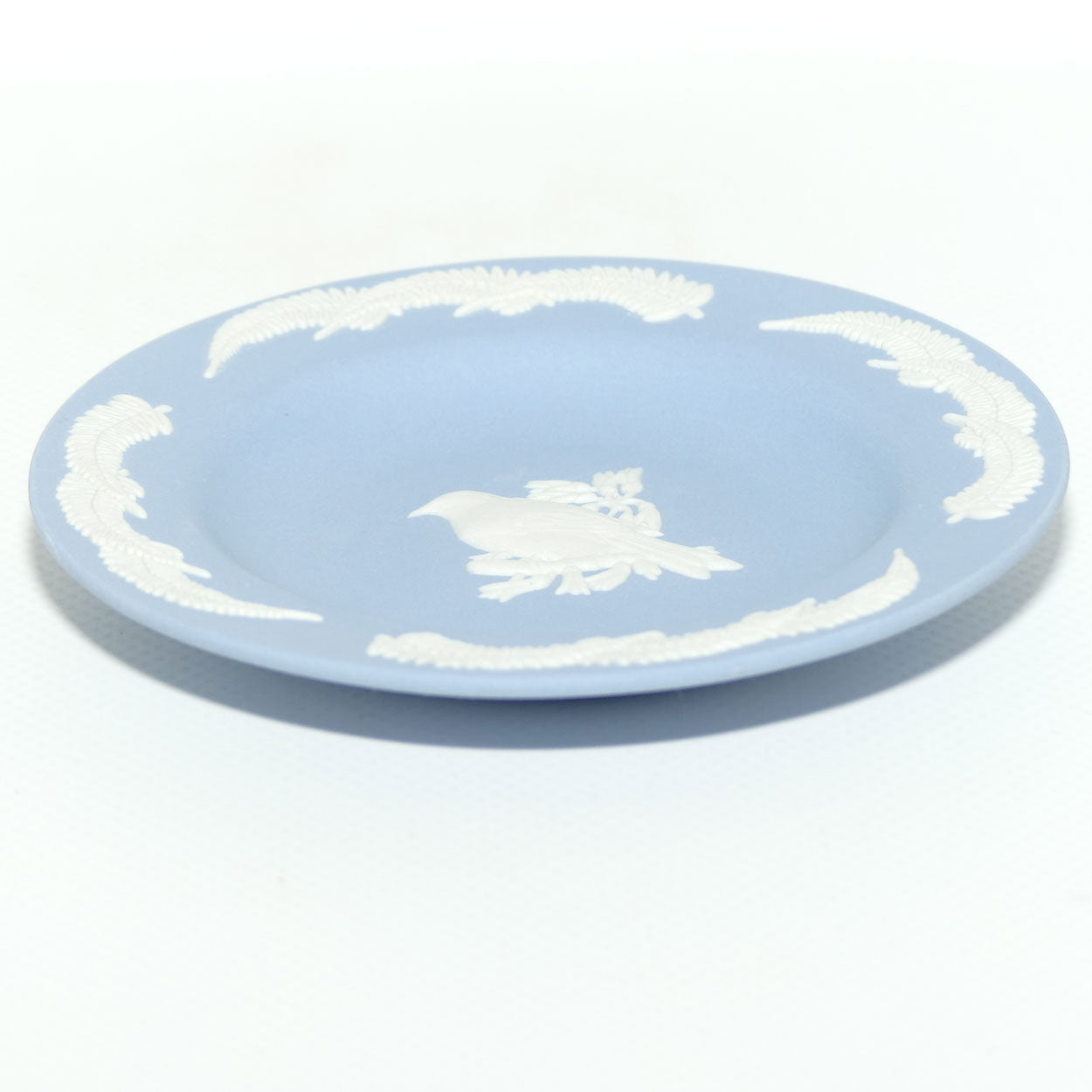 Wedgwood Jasper | New Zealand Fauna | White on Pale Blue | Bell Bird Plate | Boxed