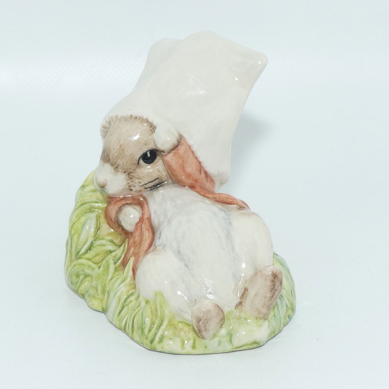 Royal Albert Beatrix Potter Benjamin Wakes Up
