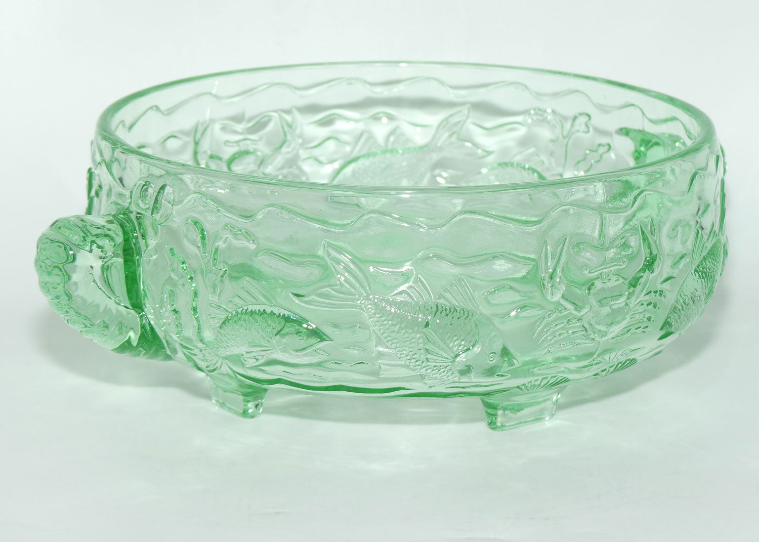 Bagley & Co England Art Deco green Glass Marine pattern twin handle bowl
