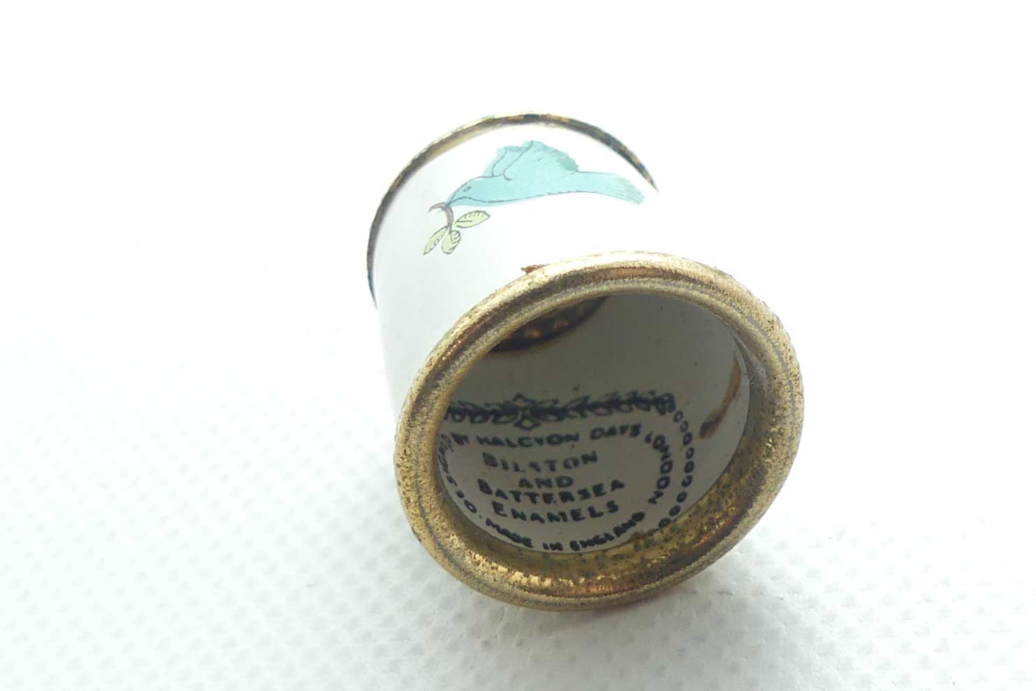 Bilston and Battersea | enamel thimble | Birds motif