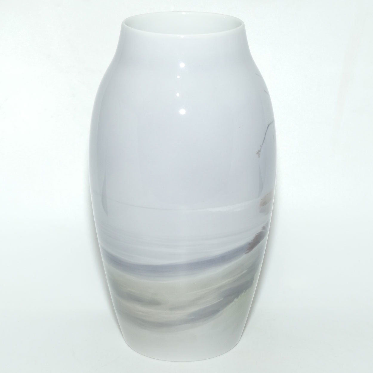 Bing and Grondahl vase | 8322 243 | Birch with Landscape